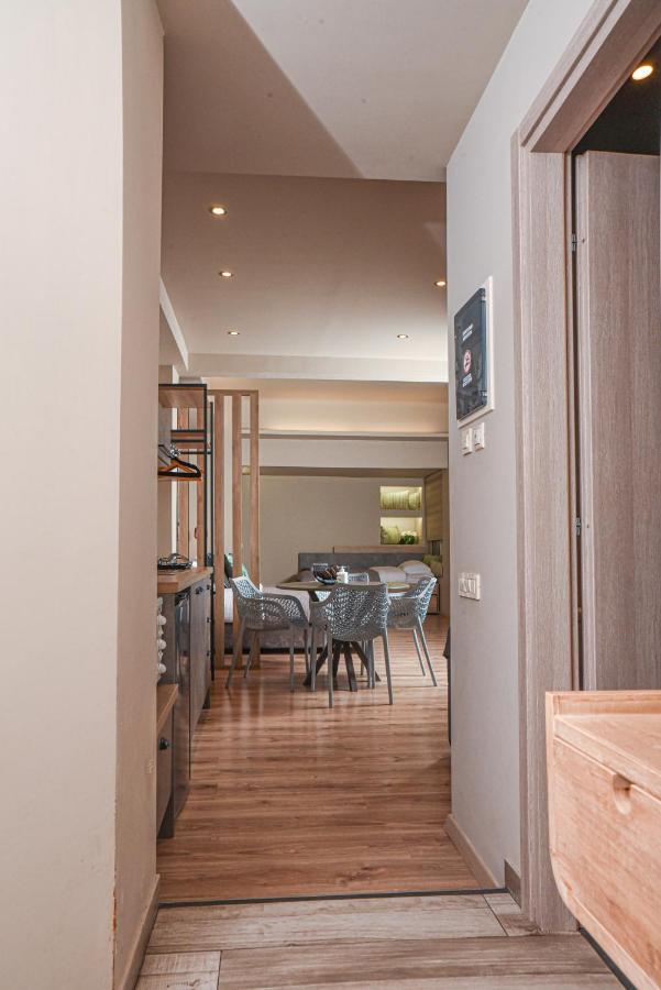 Wisdom Residence Luxury Apartments At Plaka Athènes Extérieur photo